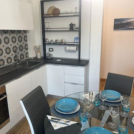 Lombardo'S Family - Free Private Parking 700M From The Station! Apartment La Spezia Ngoại thất bức ảnh