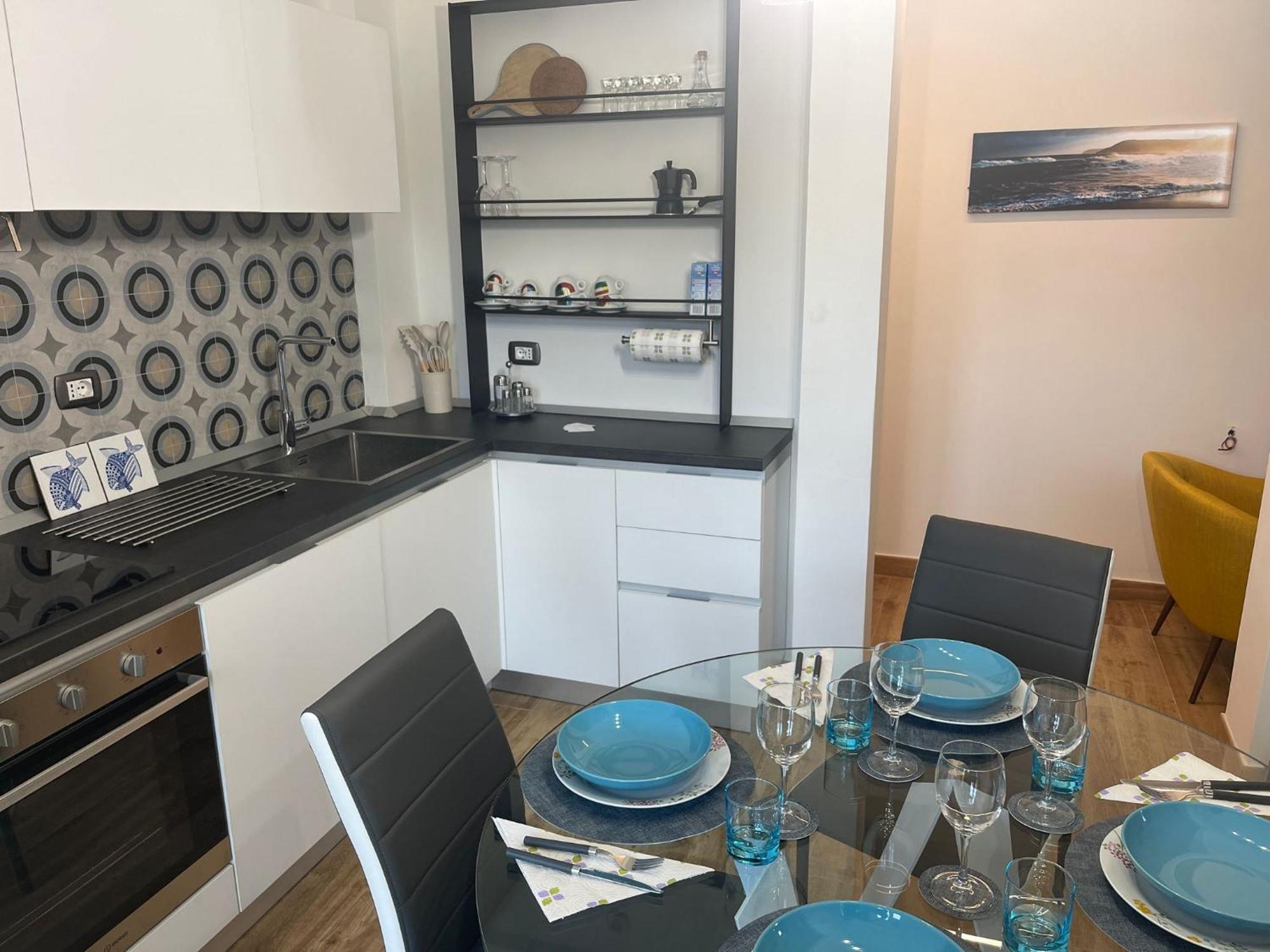 Lombardo'S Family - Free Private Parking 700M From The Station! Apartment La Spezia Ngoại thất bức ảnh